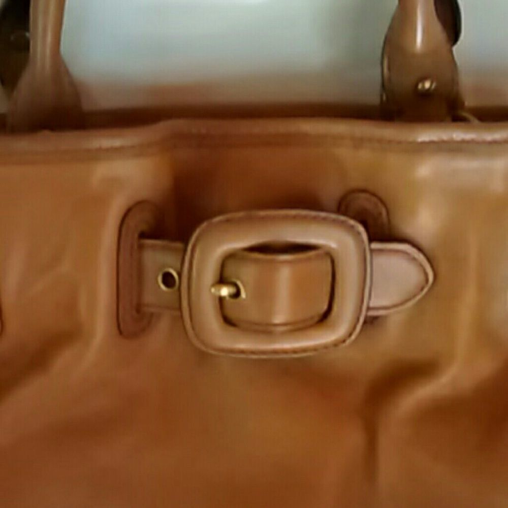 Great Tan Bag  - Picture 2 of 6